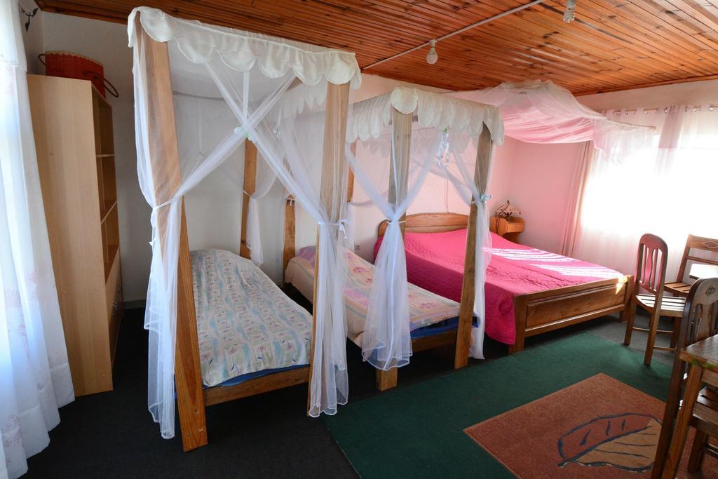 Hotel Chez Jeanne Ανταναναρίβο Εξωτερικό φωτογραφία