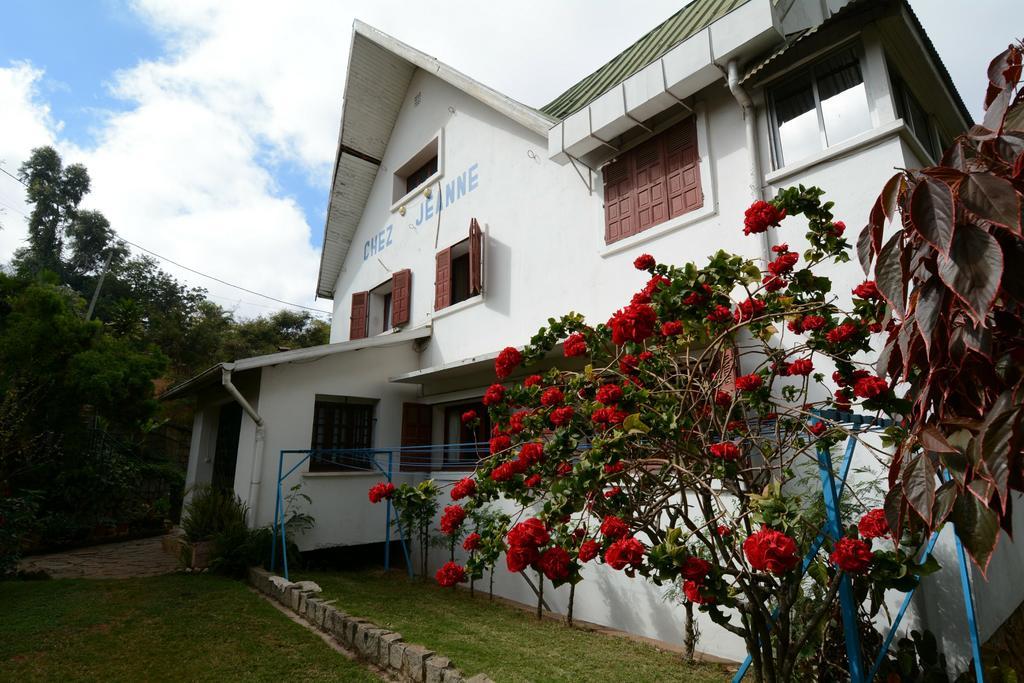 Hotel Chez Jeanne Ανταναναρίβο Εξωτερικό φωτογραφία