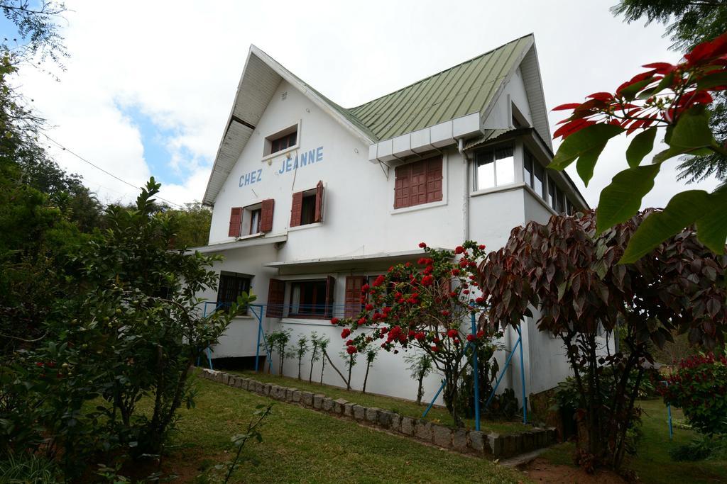 Hotel Chez Jeanne Ανταναναρίβο Εξωτερικό φωτογραφία