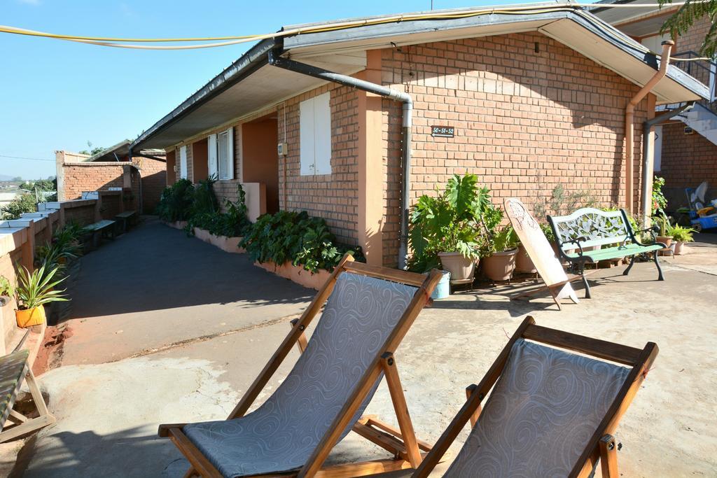 Hotel Chez Jeanne Ανταναναρίβο Εξωτερικό φωτογραφία
